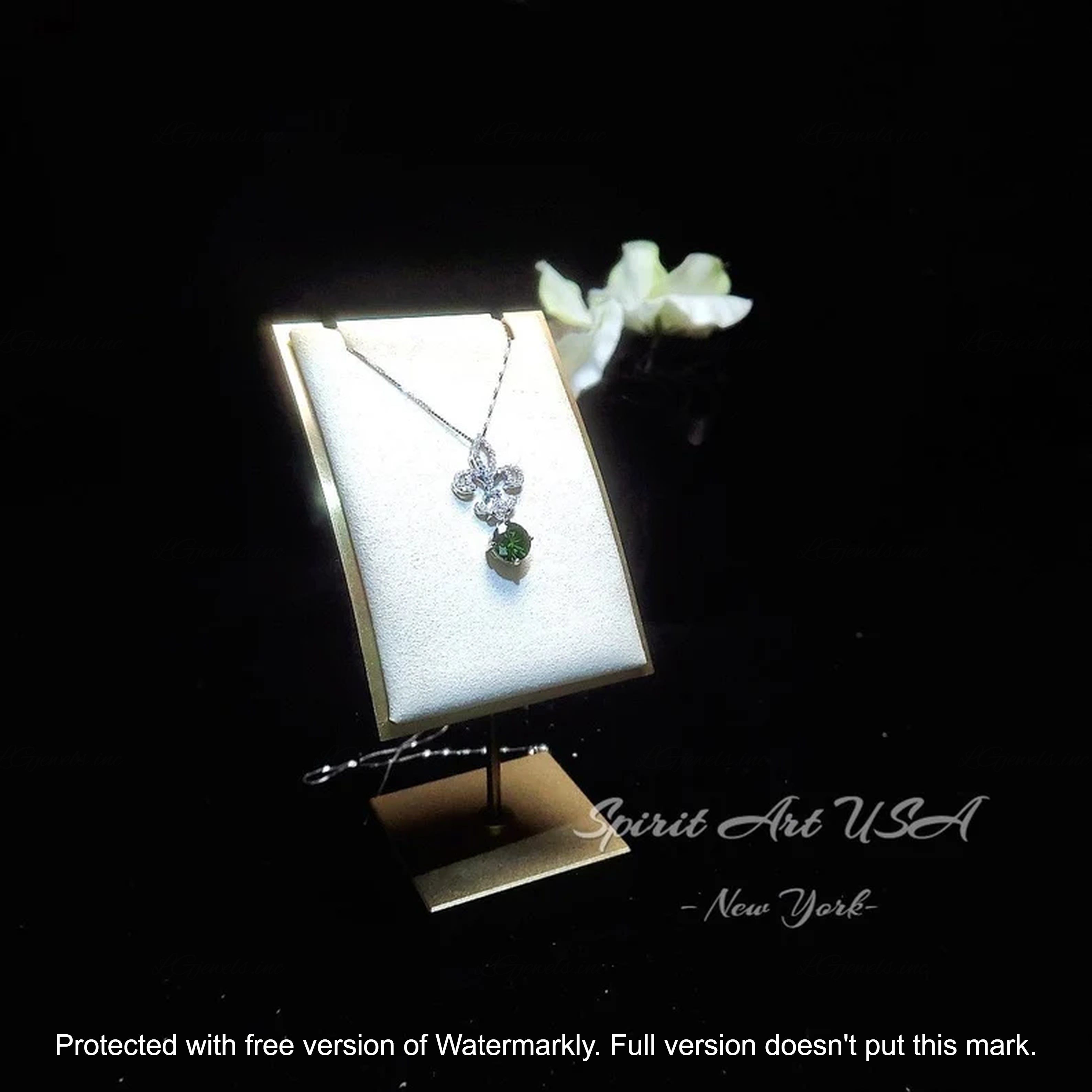 3Ct Round Cut Green Emerald & Diamond Teardrop Pendant For Her