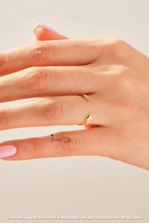 0.90Ct Round Cut Diamond Arrow Wrap Ring For Her