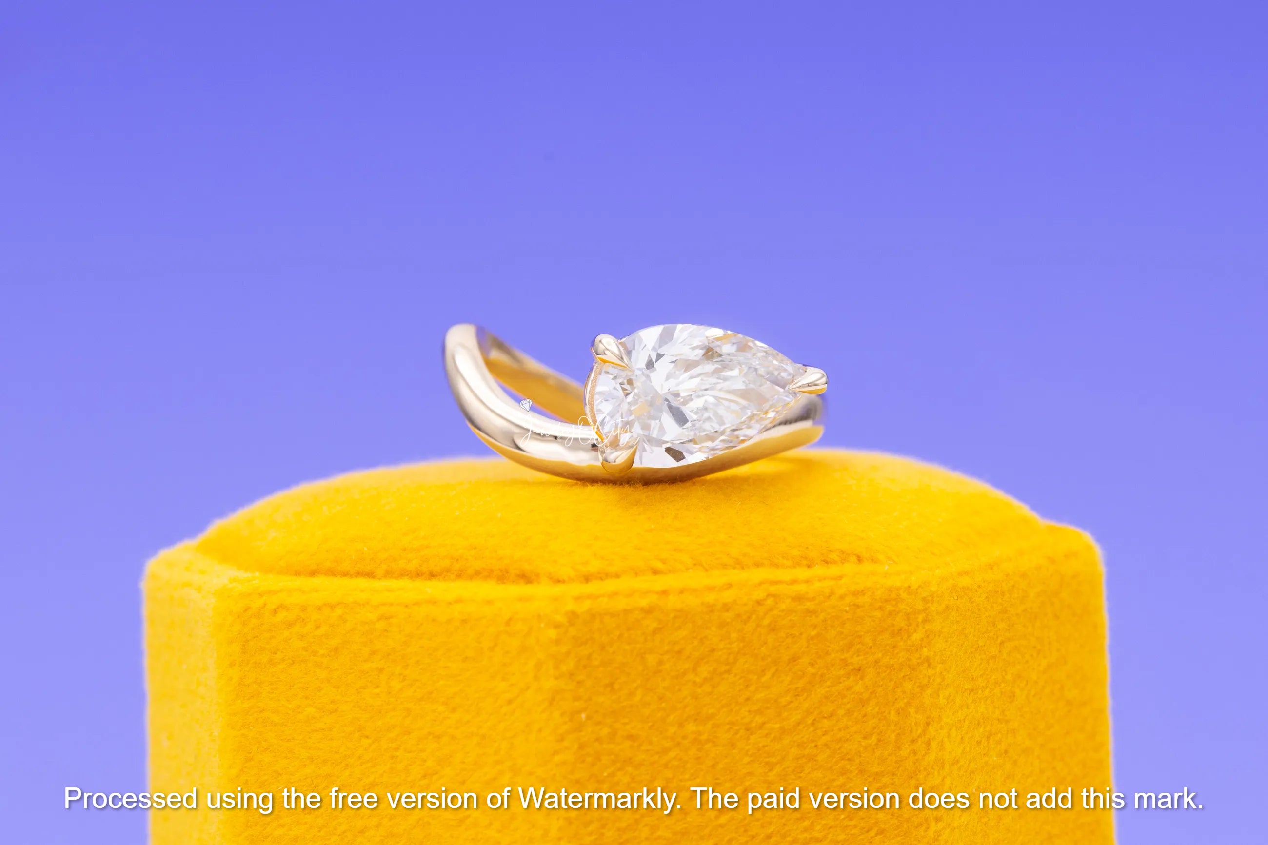 Natural 1.30Ct Pear Cut Diamond Half Twisted Solitaire Engagement Ring 14K GOLD