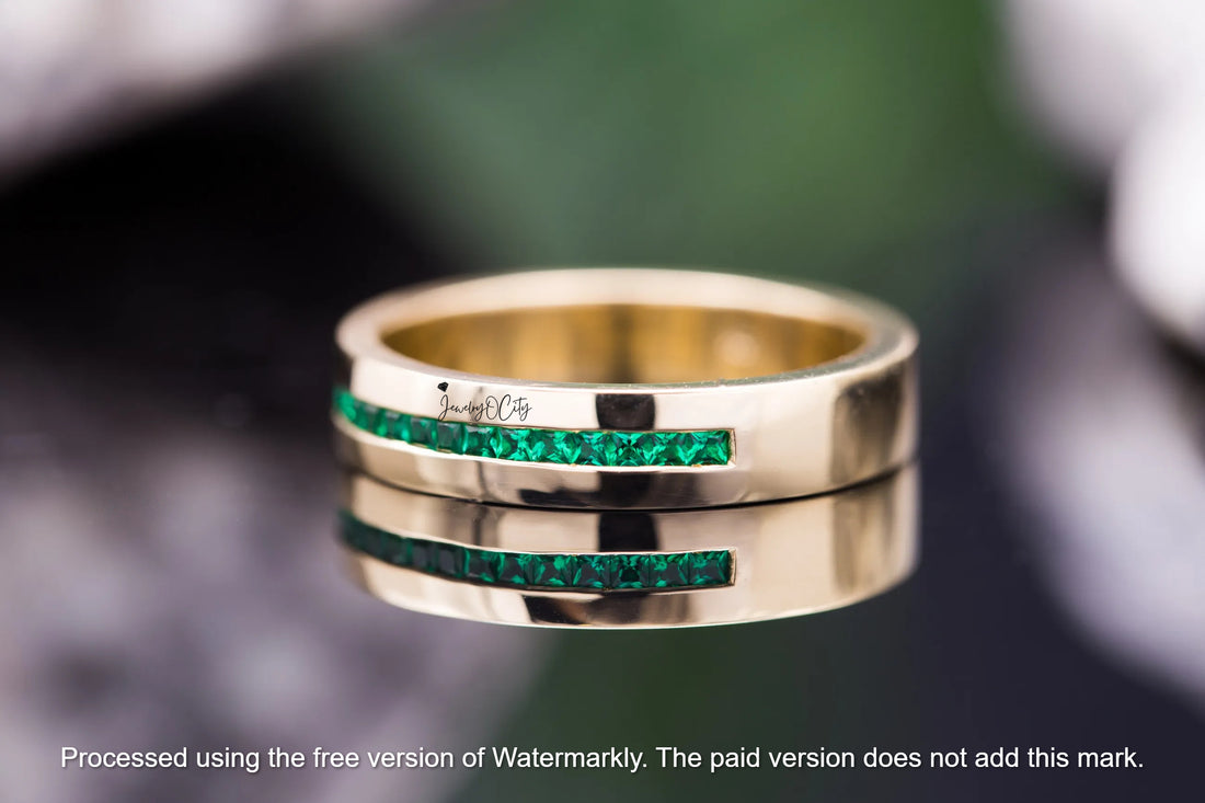 3.20Ct Half Eternity Green Emerald Engagement Band For Her