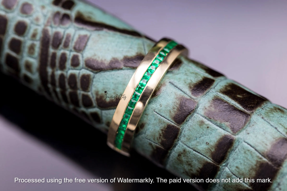 3.20Ct Half Eternity Green Emerald Engagement Band For Her