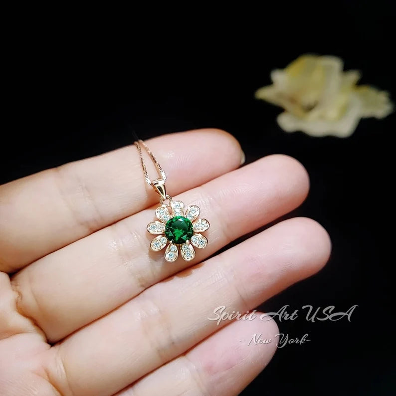 3Ct Round Cut Green Emerald & Diamond Flower Pendant For Her