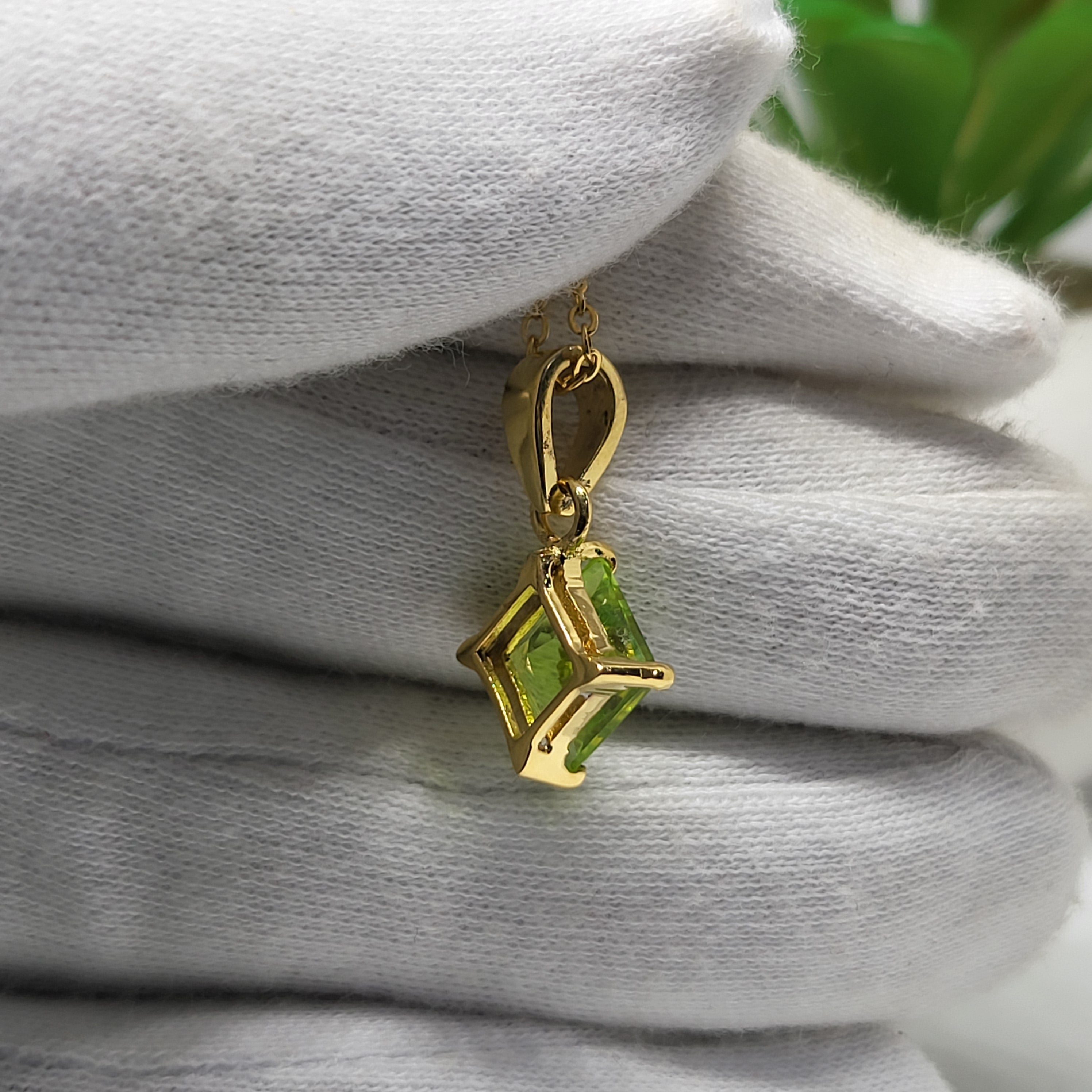3Ct Princess Cut Green Peridot Solitaire Drop Pendant