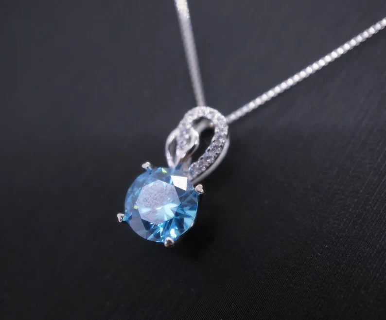 2.40Ct Round Cut Aquamarine & Diamond Solitaire Pendant For Her