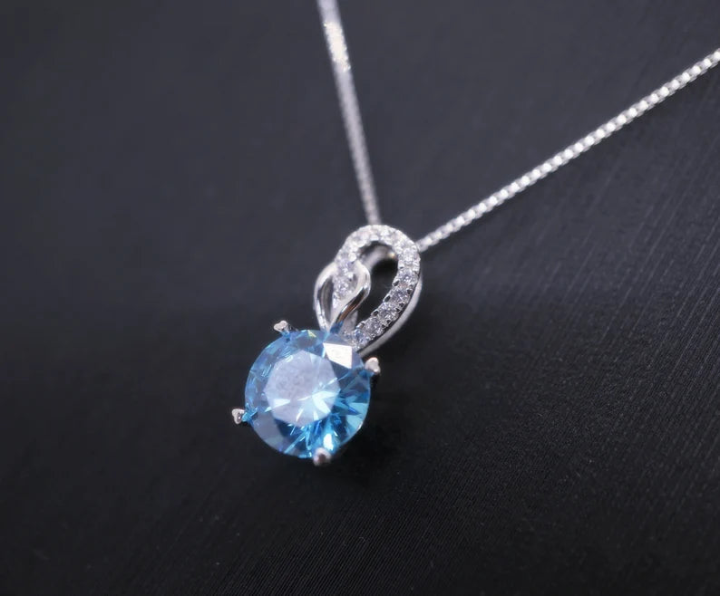 2.40Ct Round Cut Aquamarine & Diamond Solitaire Pendant For Her