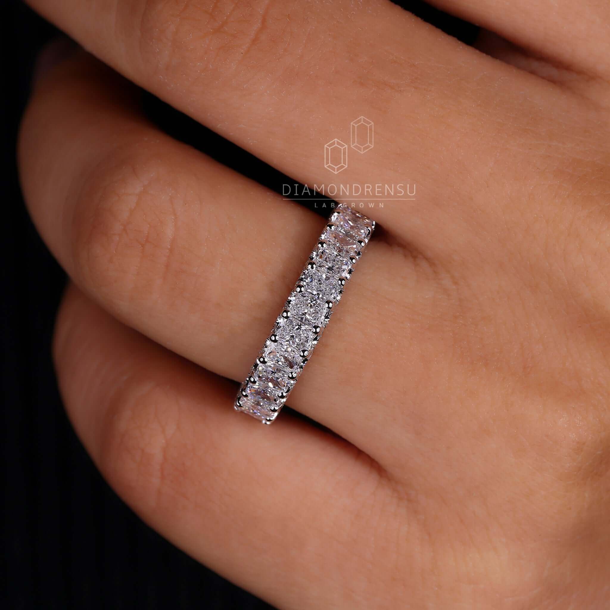 3.50CT Radiant Cut VS Diamond Full Eternity Iced Out Wedding Band Ring For Her
