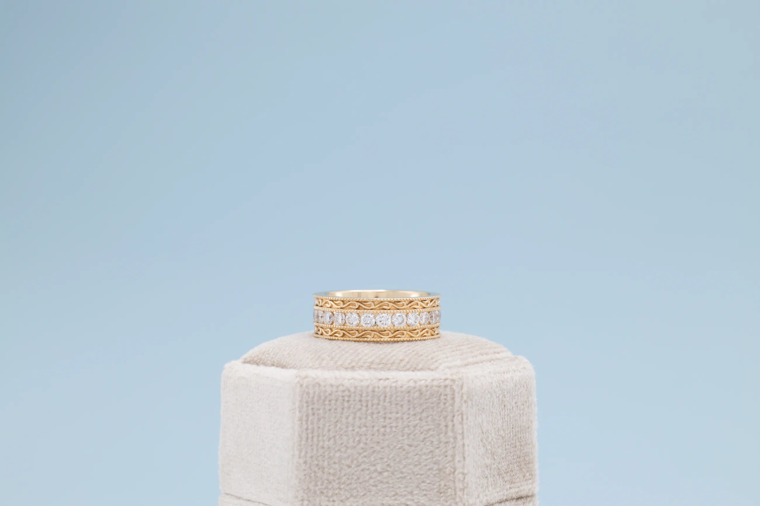 Unisex Golden Scroll Moissanite Eternity Band