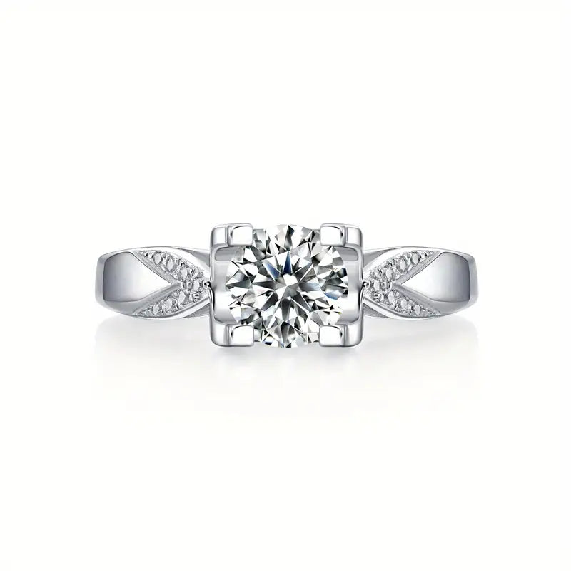 2.20Ct Round Cut Diamond Solitaire With Accent Engagement Ring