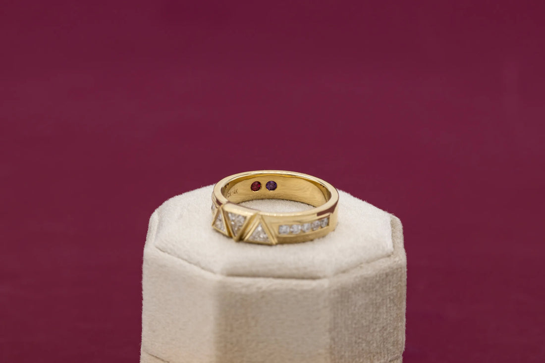 Three-Stone Trillion Cut Moissanite Wedding Band – Unisex