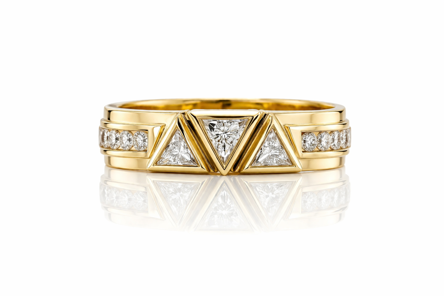 Three-Stone Trillion Cut Moissanite Wedding Band – Unisex