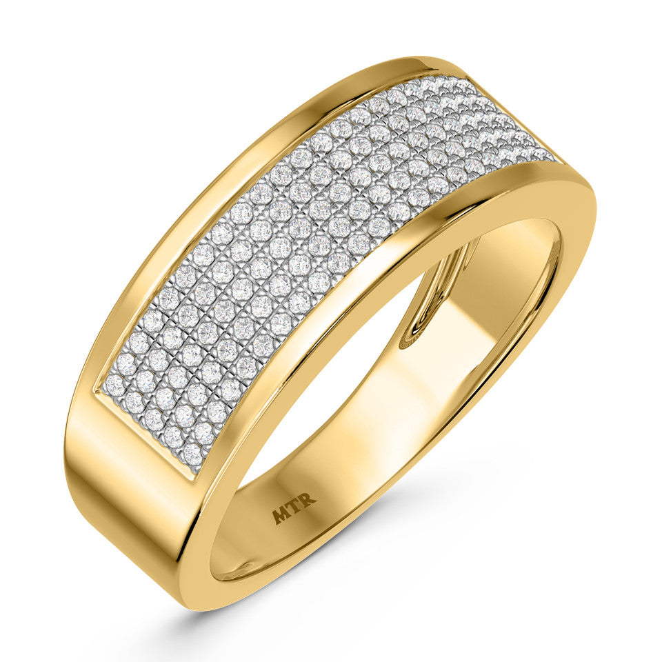 Moissanite pave heart rings close-up