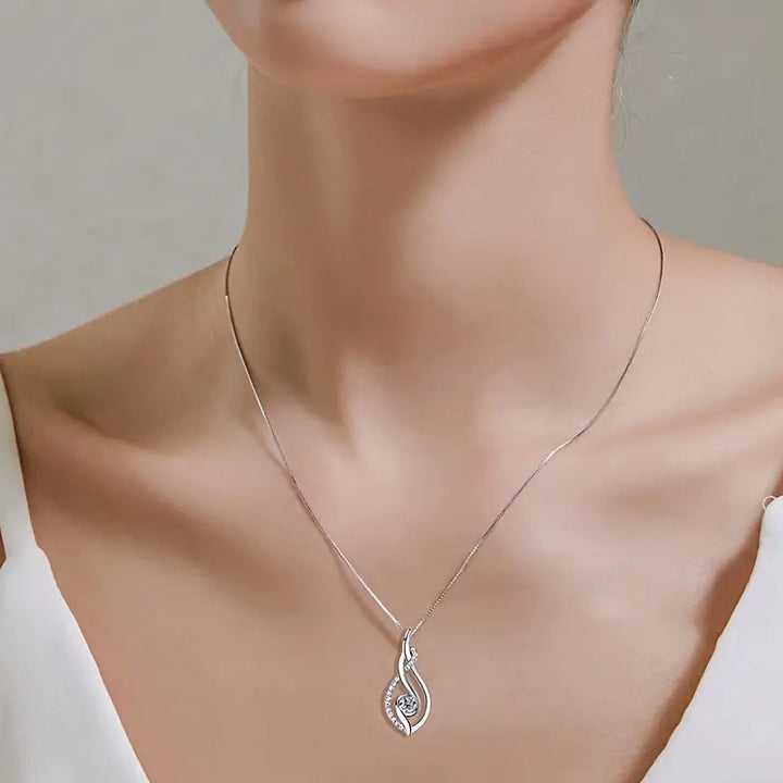 Ribbon Pendant Necklace