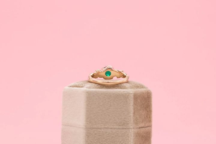 emerald gemstone ring unique design