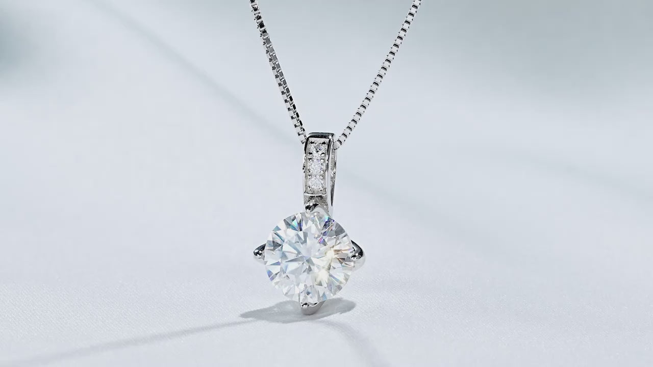 2.30Ct Round Cut Drop Diamond Pendant For Her