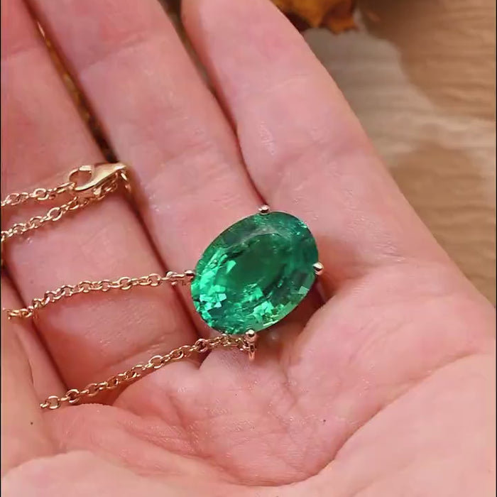 oval emerald necklace women