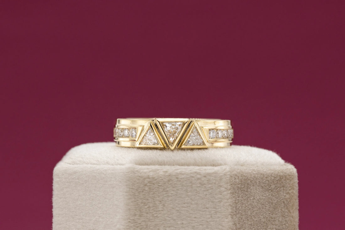 pyramid design gold ring